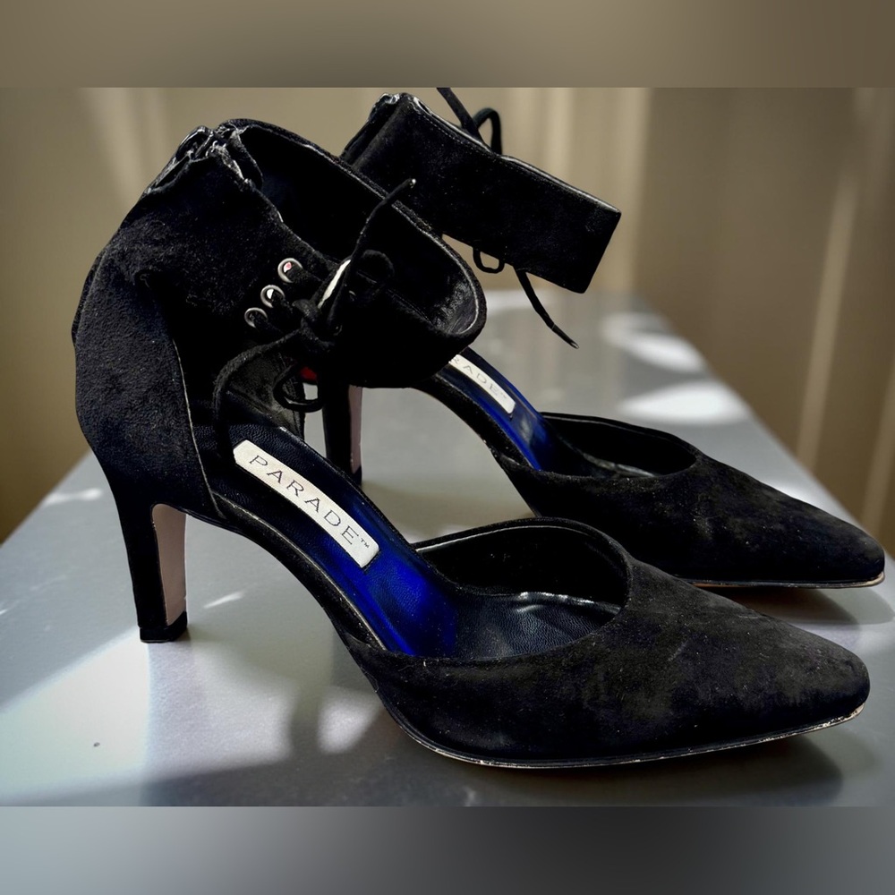 Parade Black Suede Pumps Womens Size 7 Elegant Work Party Dress Heels Chic